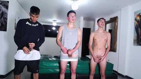 benz_boys @ chaturbate on 20250716