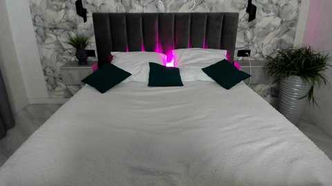 extra_wet_dry @ chaturbate on 20250716