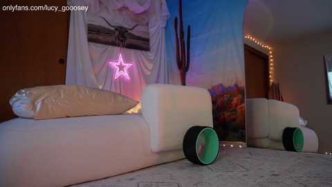 lucy_gooosey @ chaturbate on 20250716