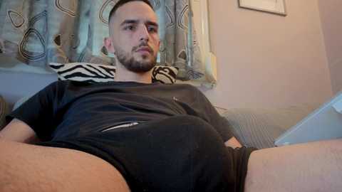 Media: themmistokles Chaturbate 2025-07-16 12:32:00