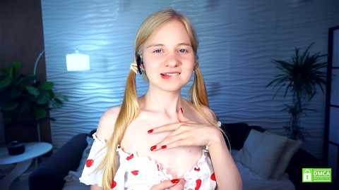 Media: phyllisearney Chaturbate 2025-07-17 13:00:00