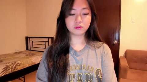 Media: sweetlovepinay04 Chaturbate 2025-07-17 05:10:00