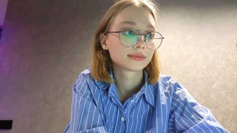 elwinebanford @ chaturbate on 20250718