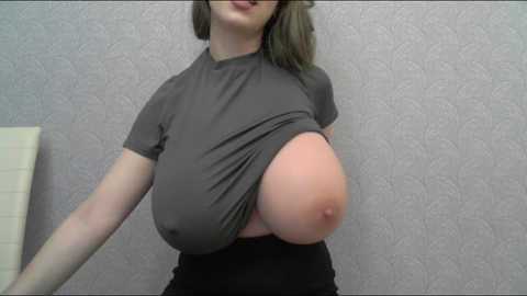 playful_goldie @ chaturbate on 20250720