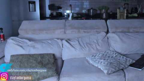 claytonburgues @ chaturbate on 20250721