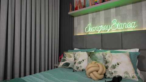 jeangreybianca @ chaturbate on 20250721