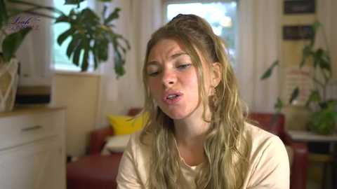 leahsunshine @ chaturbate on 20250722