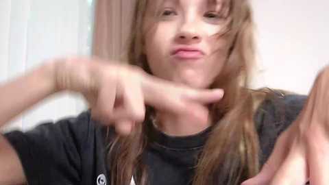 Media: _demi_dee_ Chaturbate 2025-07-23 10:33:00