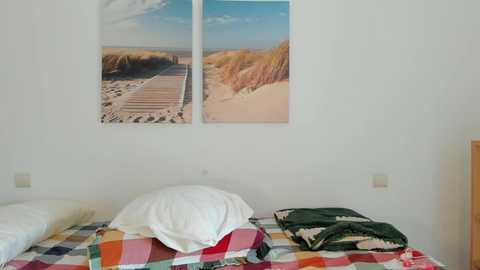 abrilhelena8 @ chaturbate on 20250723
