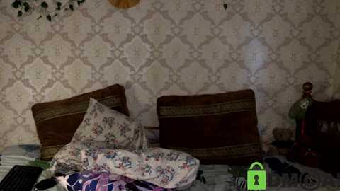 Media: llevella Chaturbate 2025-07-23 12:30:00