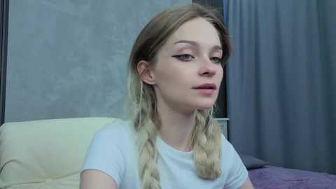 vialeta_baby @ chaturbate on 20250723