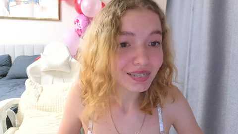 emilyluvo @ chaturbate on 20250725