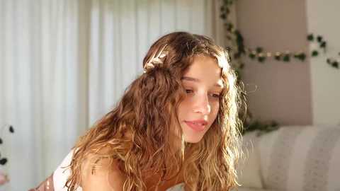 little_poetry @ chaturbate on 20250725
