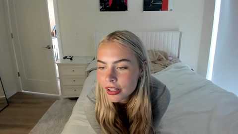 ariah_is_blonde @ chaturbate on 20250726