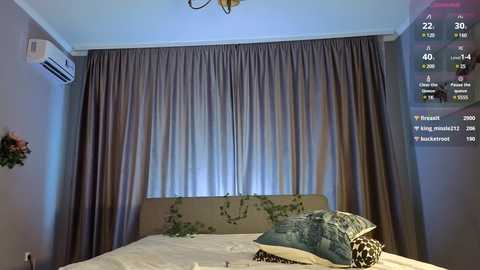 moan_lisa @ chaturbate on 20250727