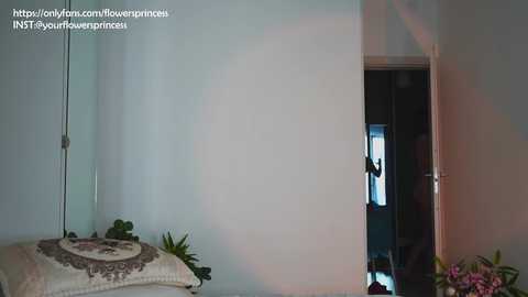 flowersprincess @ chaturbate on 20250728