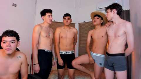 party_guyssex @ chaturbate on 20250729