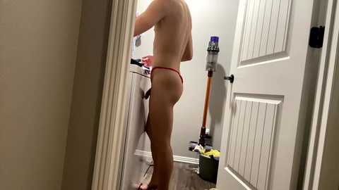 hottiewithabody101 @ chaturbate on 20250731