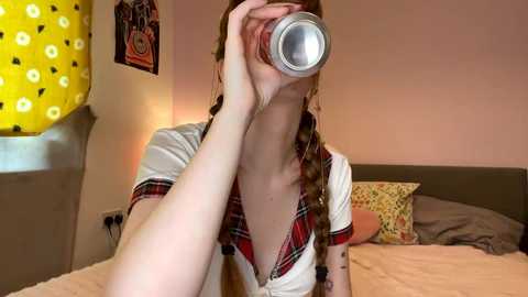 Media: cheekykatx Chaturbate 2025-08-02 11:34:00