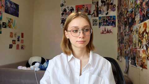 Media: elwinebanford Chaturbate 2025-08-02 13:20:00
