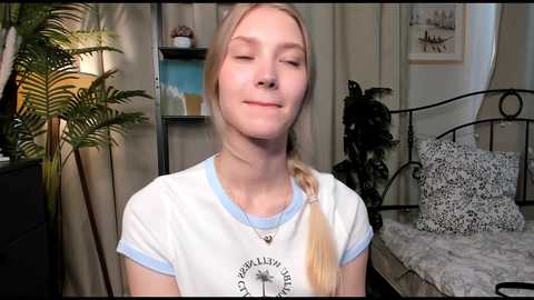 Media: eternity_cuite Chaturbate 2025-08-02 12:10:00