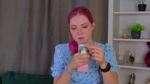 hellocuteee @ chaturbate on 20250802
