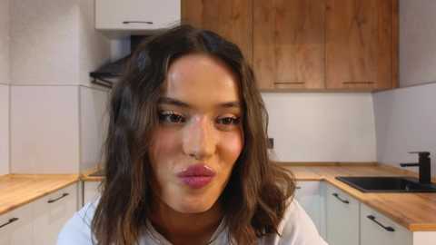 Media: trinalickiss Chaturbate 2025-08-02 10:13:00