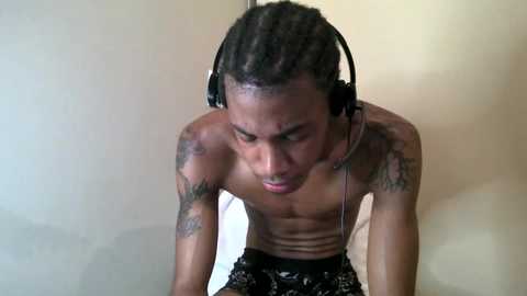 blackbulltitus @ chaturbate on 20250803