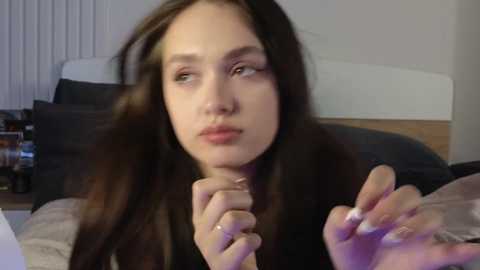 evi_woow @ chaturbate on 20250803