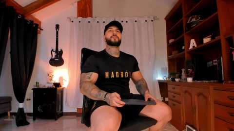 max_dic1 @ chaturbate on 20250803