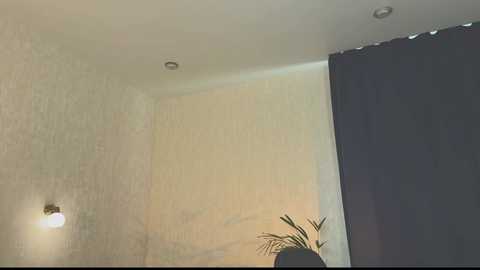 tatti_1 @ chaturbate on 20250803
