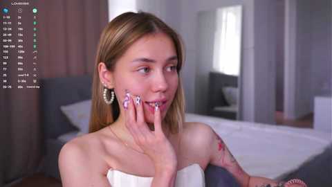 blue_bow @ chaturbate on 20250804