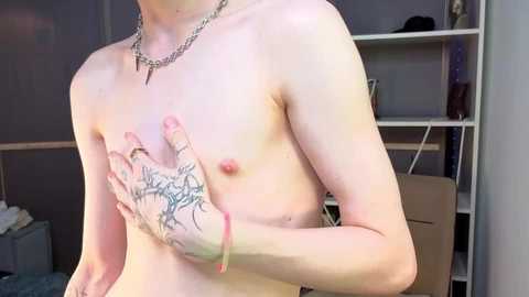 Media: kessy_white Chaturbate 2025-08-04 03:12:00