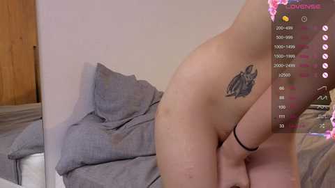 nicole_rays @ chaturbate on 20250804