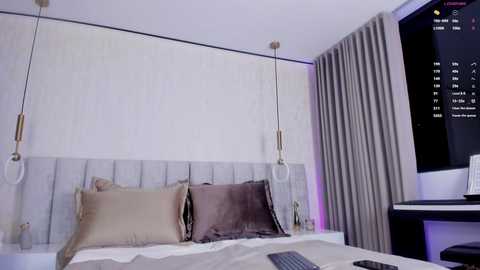 candyred88 @ chaturbate on 20250805