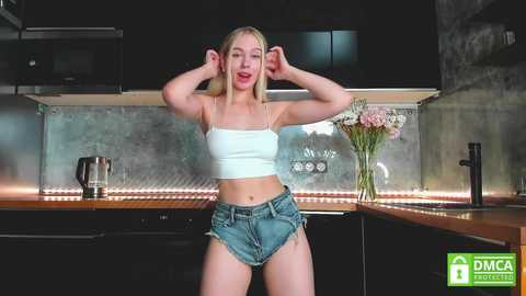 Media: aleksa_cutie Chaturbate 2025-08-06 14:45:00