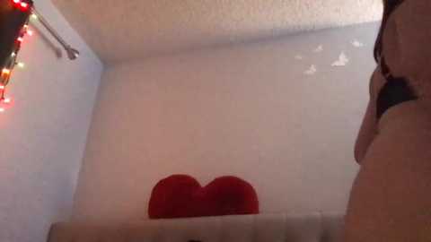 Media: cosmicbabe_420 Chaturbate 2025-08-06 03:49:00