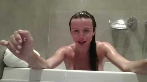 Media: tinajordan Chaturbate 2025-08-06 19:54:00