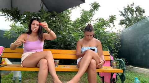 Media: squirt_bunny77 Chaturbate 2025-08-07 14:04:00