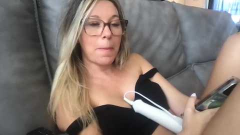 texas_blonde @ chaturbate on 20250807