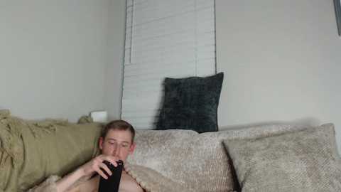 Media: 18str8igcock Chaturbate 2025-08-08 01:01:00