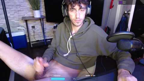 calvin_tanner @ chaturbate on 20250808