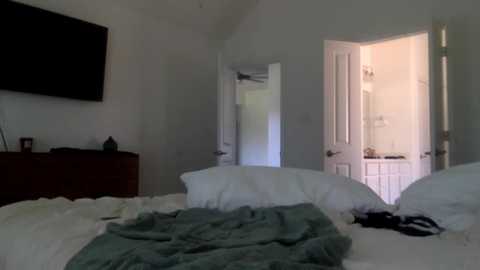 madirose69 @ chaturbate on 20250808