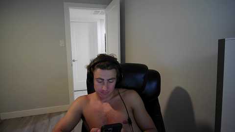 patrickshot @ chaturbate on 20250808
