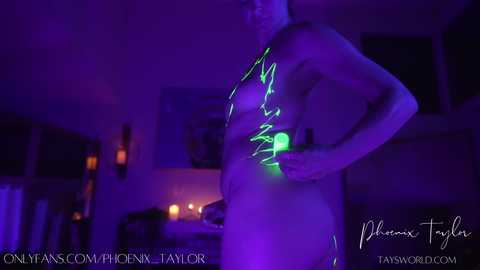 phoenix_taylor @ chaturbate on 20250808