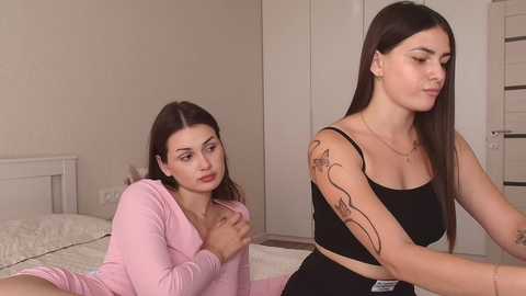 caressyourself @ chaturbate on 20250809