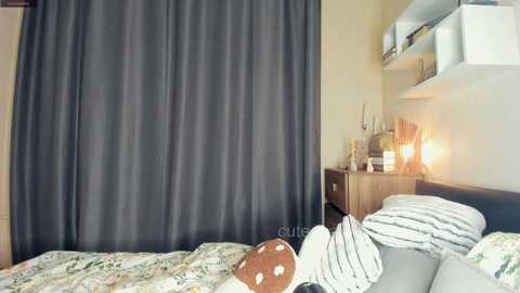 cute_caprice @ chaturbate on 20250809