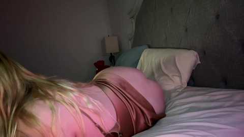 Media: x_dreamgirl_x Chaturbate 2025-08-09 03:51:00