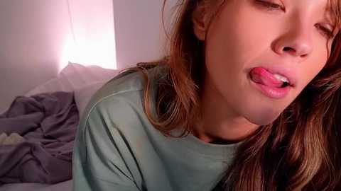 _demi_dee_ @ chaturbate on 20250810