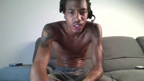 blackbulltitus @ chaturbate on 20250810